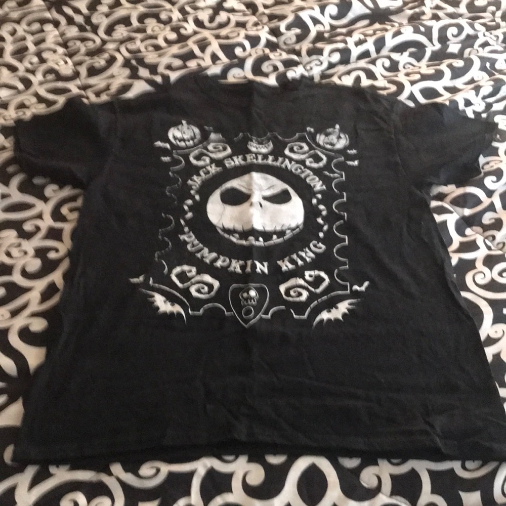 Jack skeleton shirt